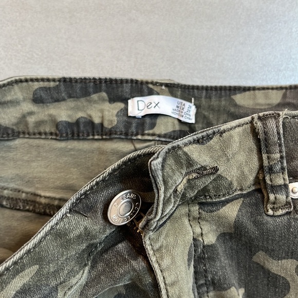 Dex mini denim skirt. Very stretchy. - Picture 2 of 4